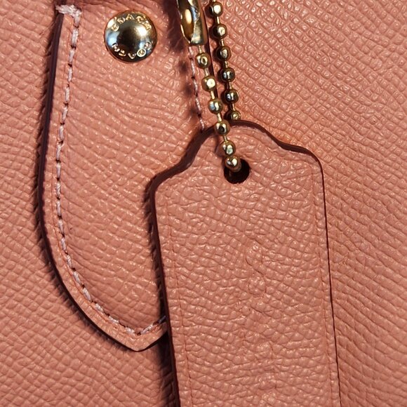 Like New Coach Gallery Coral Shoulder Bag Tote Purse Xl - Picture 9 of 12
